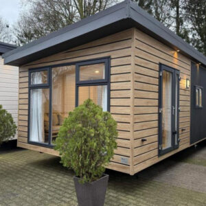 CASA MÓVEL SHELVY (10,15 X 3,7 M)